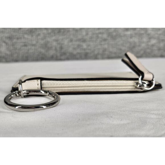 GUESS WOMEN’S WHITE PVC FAUX LEATHER COIN POUCH CARD HOLDER KEYCHAIN 4.5" x 3" - Picture 4 of 8